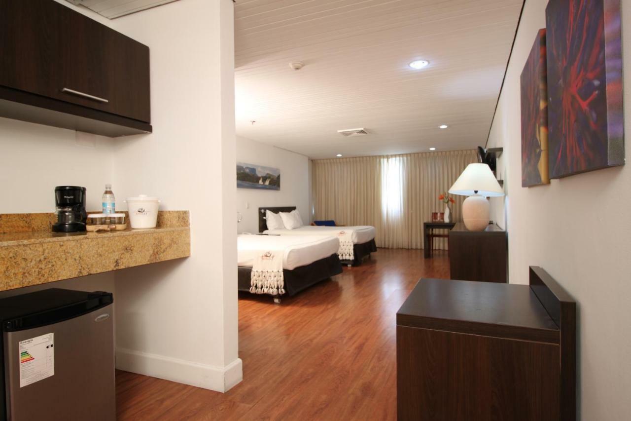 Hotel Cct Каракас Екстер'єр фото